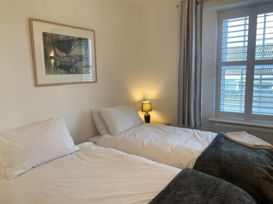 Appartement Newly Refurbished Uplyme Getaway Extérieur photo