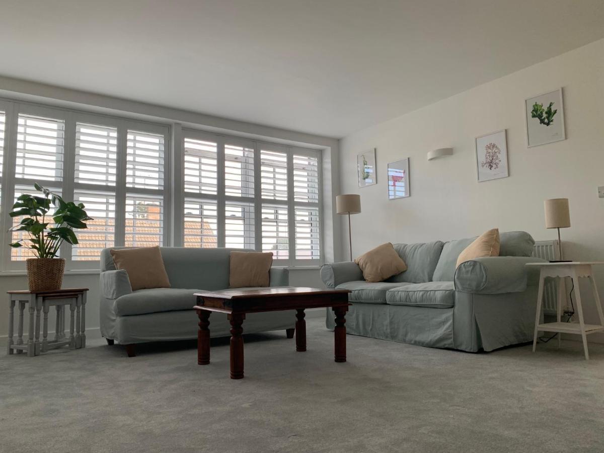 Appartement Newly Refurbished Uplyme Getaway Extérieur photo